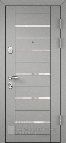 Фото «Серая дверь №3» в Серпухову